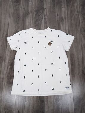 Roots Womens Cotton T-Shirt Off-White Evergreen Tree Print Size Large